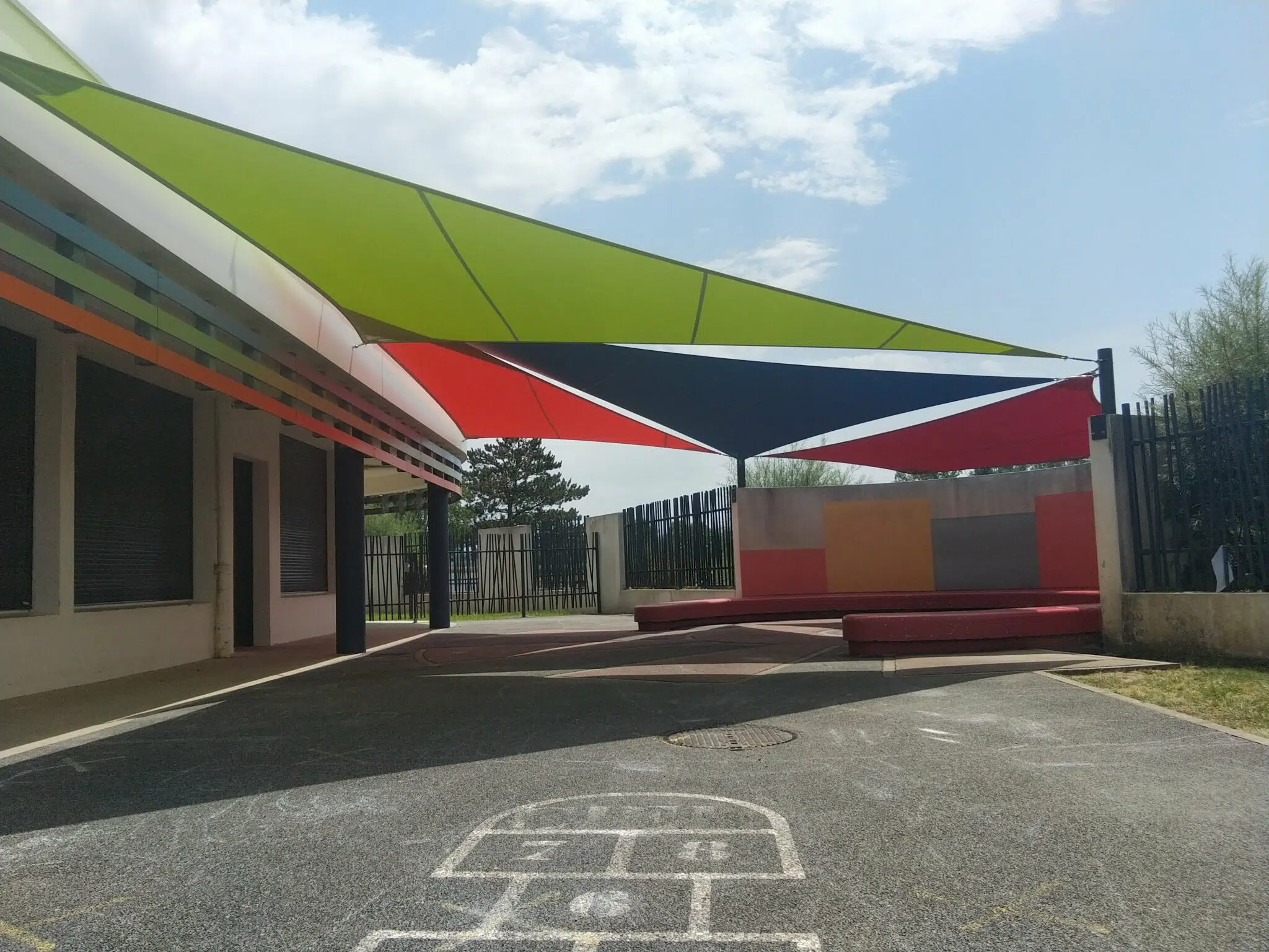 voiles ombrage cour école